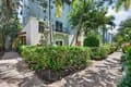 27 NW Hawthorne Pl