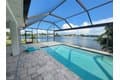 230 NE 18th St