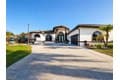 1204 E 4th St