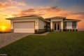 2933 Van Buren Pkwy