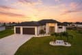 467 NE 5th Ave