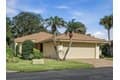 214 Canterbury Cir