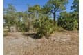 1015 Maddock St E