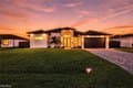 927 NE 13th Pl