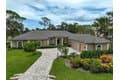 852 Macewen Dr