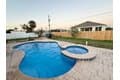 3915 SW 1st Pl