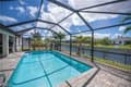 910 SW 12th Ter