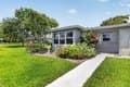 912 South Dr Apt A