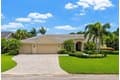 486 Yacht Harbor Dr