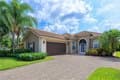 2271 Heydon Cir W