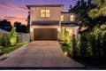 731 42nd St