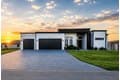 10 SW 33rd Pl