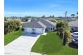 2032 NE 6th St