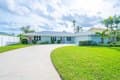 6 Country Club Rd