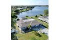 717 Crestview Cir NW