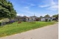 1111 51st Ave W