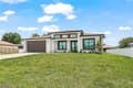 324 NE 15th St