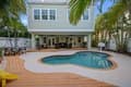 704 Gladiolus St