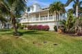 2193 Macadamia St