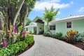 13 N Bridge Ln