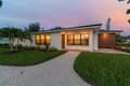 301 Aurora St E