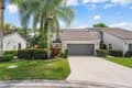 61 Edinburgh Dr