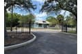 585 Washington St