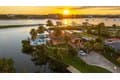 2 Richmond Dr