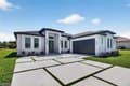 331 NE 15th St