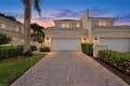 392 Carlton Pl Unit 3