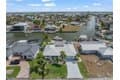 9 Fairview Blvd