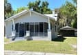 312 Oak St