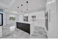204 E 10th St