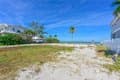 839 N Shore Dr