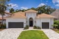105 Laurel Way