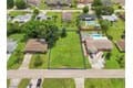 1221 SE 23rd Ave