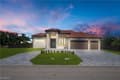 2421 Santa Barbara Blvd N